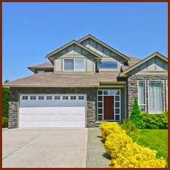 5 Star Garage Doors Castle Rock, CO 303-848-3280 - side-residential-07m